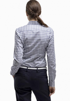 Blouse_blauwe_ruit_achter-cropped_1.png